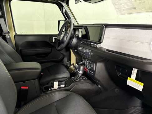 New 2026 Jeep Gladiator Willys image 14
