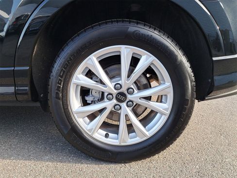 Certified 2025 Audi Q3 2.0T Premium w/ Convenience Package image 36