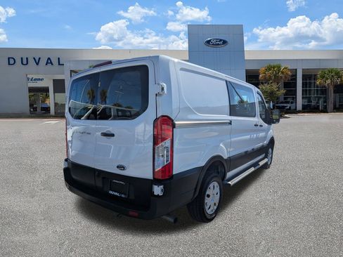 Used 2024 Ford Transit 250 Low Roof w/ Exterior Upgrade Package image 4