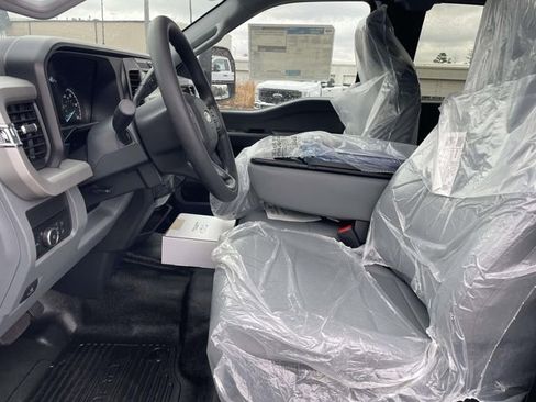 New 2026 Ford F450 XL w/ XL Chrome Package image 15