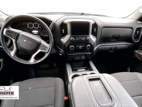 Used 2021 Chevrolet Silverado 1500 RST image 15