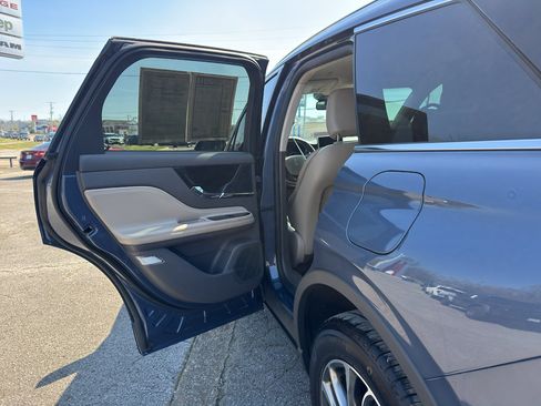 Used 2022 Lincoln Corsair FWD w/ Equipment Group 101A image 19