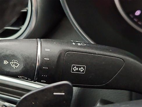 Used 2017 Mercedes-Benz C 300 Sedan image 28