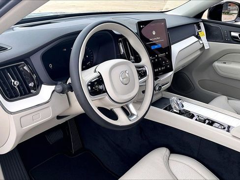 New 2026 Volvo XC60 B5 Ultra w/ Protection Package Premier AWD/4WD image 31