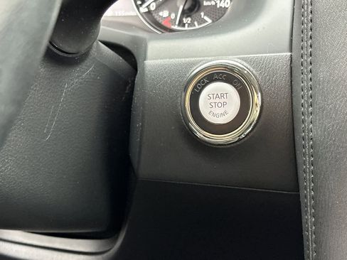 Used 2021 Nissan Armada SV image 23