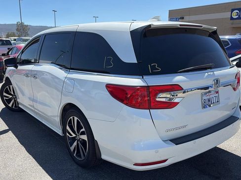 Used 2018 Honda Odyssey Elite image 6