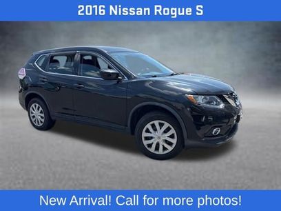 Used 2016 Nissan Rogue S