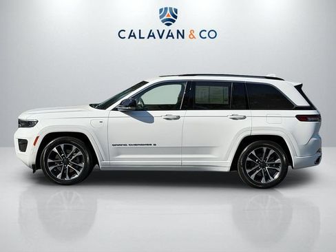 Used 2022 Jeep Grand Cherokee Overland w/ Advanced Protech Group III AWD/4WD image 6