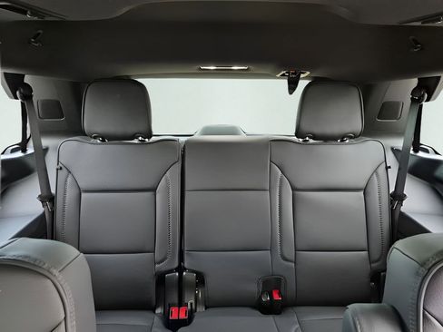 New 2026 GMC Yukon Denali w/ Sun & Power Step Package AWD/4WD image 25