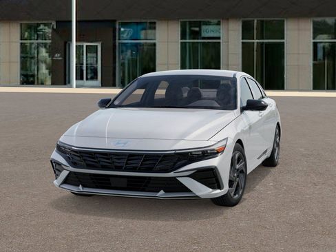 New 2026 Hyundai Elantra Sport image 6