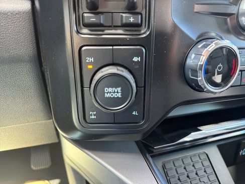 Used 2026 Ford F350 Lariat w/ Black Appearance Package image 38