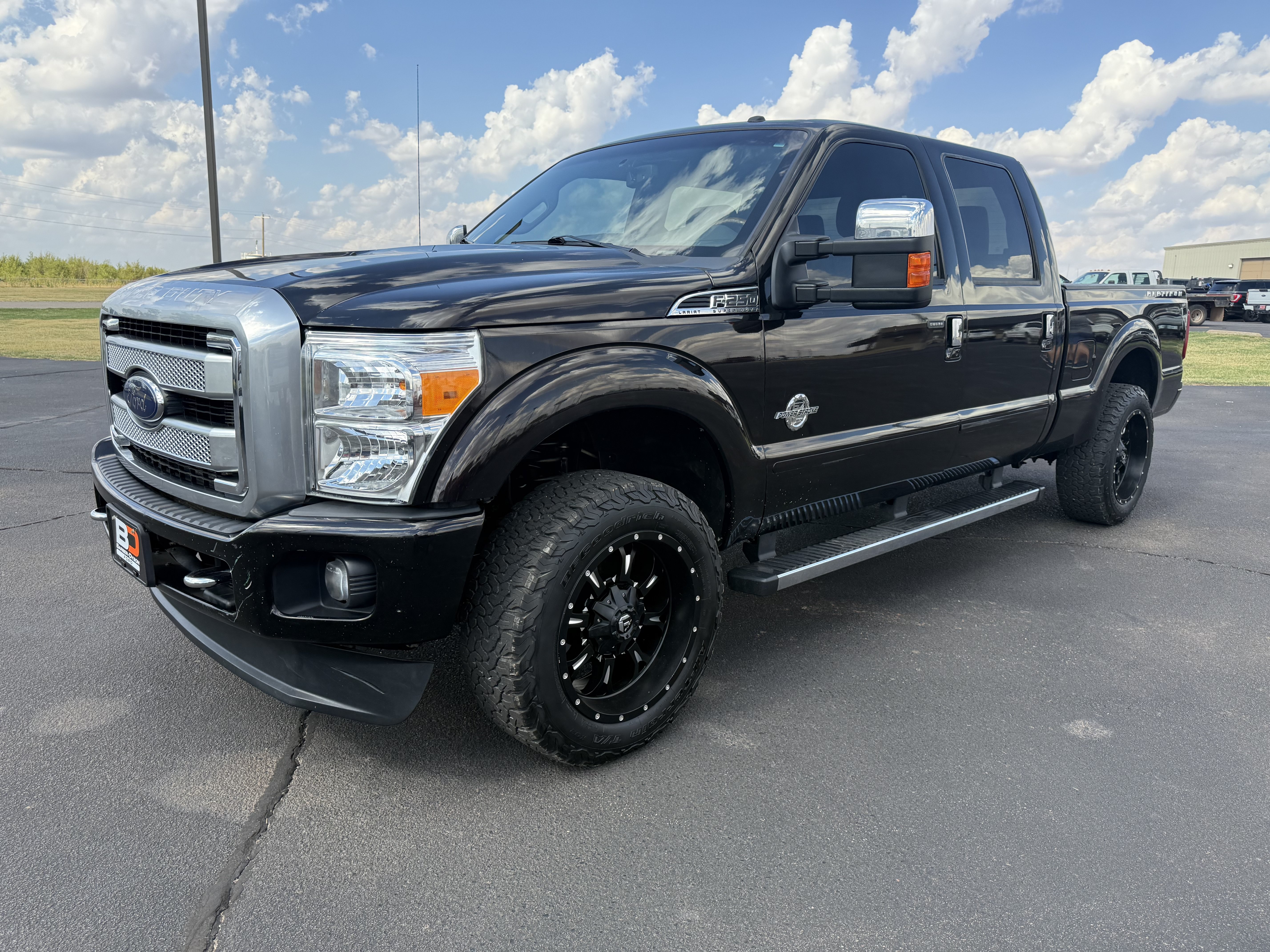 Used 2013 Ford F250 Platinum w/ FX4 Off Road Pkg AWD/4WD image 1