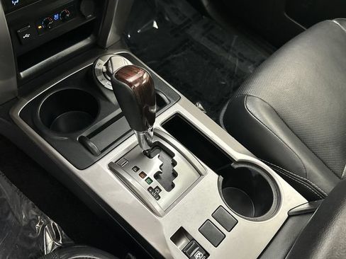 Certified 2022 Toyota 4Runner Limited AWD/4WD image 15