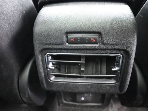 Used 2022 Lincoln Corsair AWD w/ Premium Package image 9
