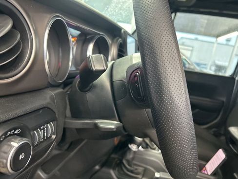 Certified 2021 Jeep Wrangler Unlimited Sport image 37