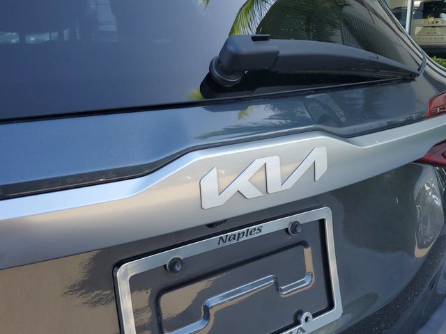 Certified 2022 Kia Seltos Nightfall Edition AWD/4WD image 7