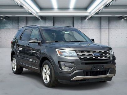Used 2017 Ford Explorer XLT w/ Equipment Group 202A