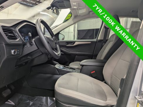 Used 2022 Ford Escape SE image 26