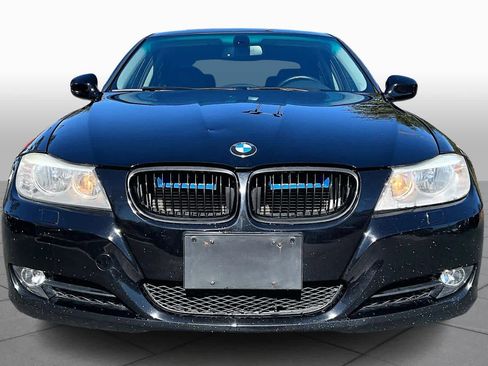 Used 2011 BMW 328i xDrive Sedan image 3