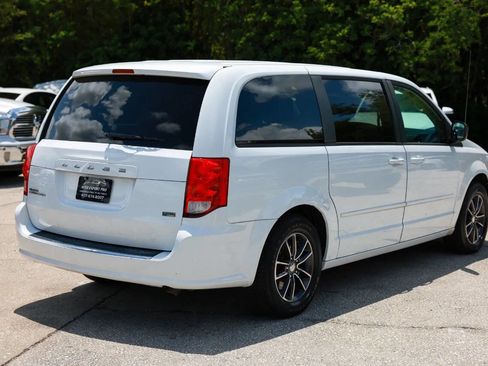Used 2014 Dodge Grand Caravan SE w/ Quick Order Package 29E SE FWD image 7