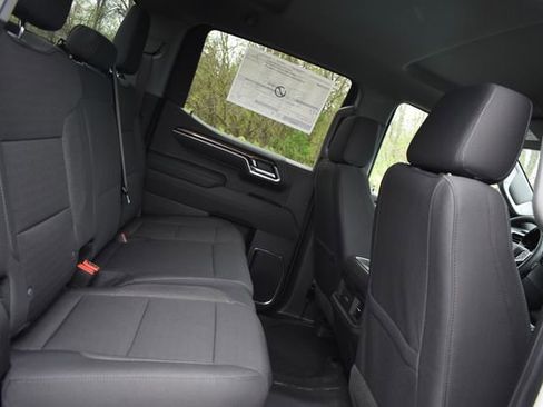 New 2026 Chevrolet Silverado 1500 LT Trail Boss w/ Dark Appearance Package AWD/4WD image 17
