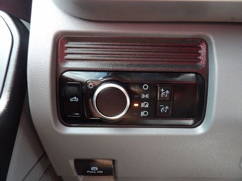 Used 2024 Ford F250 XL AWD/4WD image 19