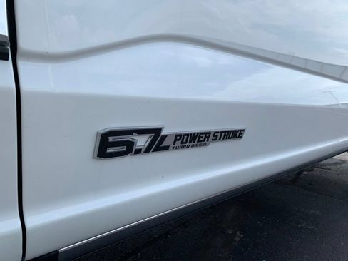 New 2026 Ford F250 4x4 Crew Cab Super Duty image 4