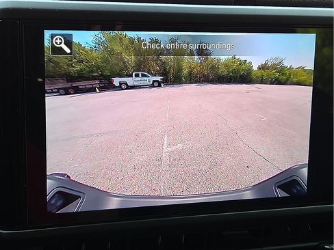 New 2025 Jeep Gladiator Willys image 16