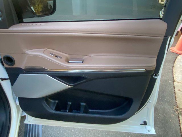 Certified 2025 Lincoln Navigator Black Label AWD/4WD image 36