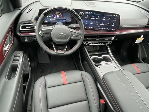 New 2026 Chevrolet Traverse RS w/ LPO, Floor Liner Package image 10