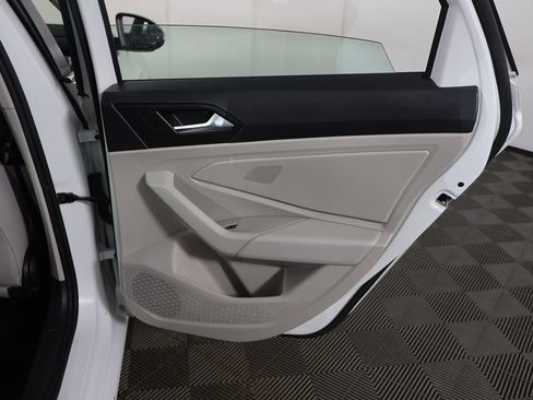 Used 2023 Volkswagen Jetta SE w/ Panoramic Sunroof Package FWD image 26