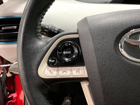Used 2018 Toyota Prius Prime Advanced FWD image 22