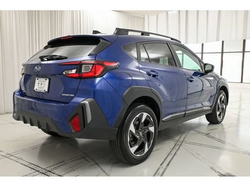 Used 2024 Subaru Crosstrek 2.5i Limited w/ Crosstrek Mirror Package AWD/4WD image 7