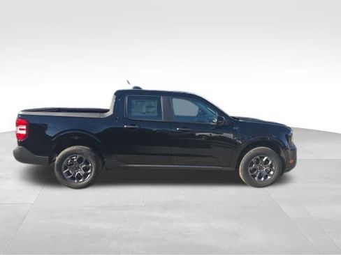New 2026 Ford Maverick XLT w/ XLT Luxury Package FWD image 9