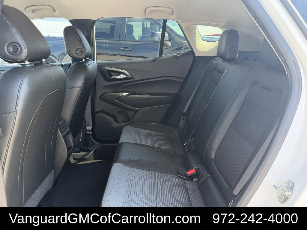 Used 2024 Chevrolet Trax LT w/ Driver Confidence Package FWD image 30
