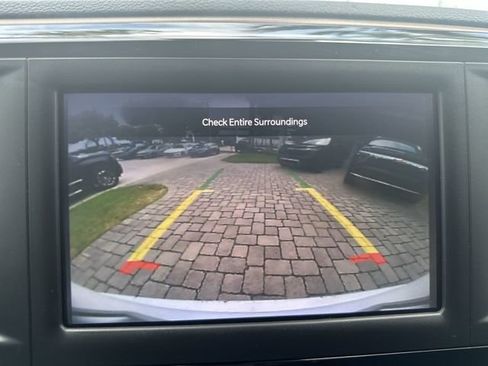 Used 2023 Chrysler Voyager LX FWD image 24