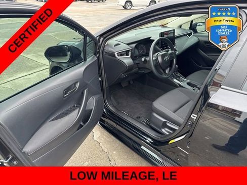 Certified 2025 Toyota Corolla LE FWD image 9