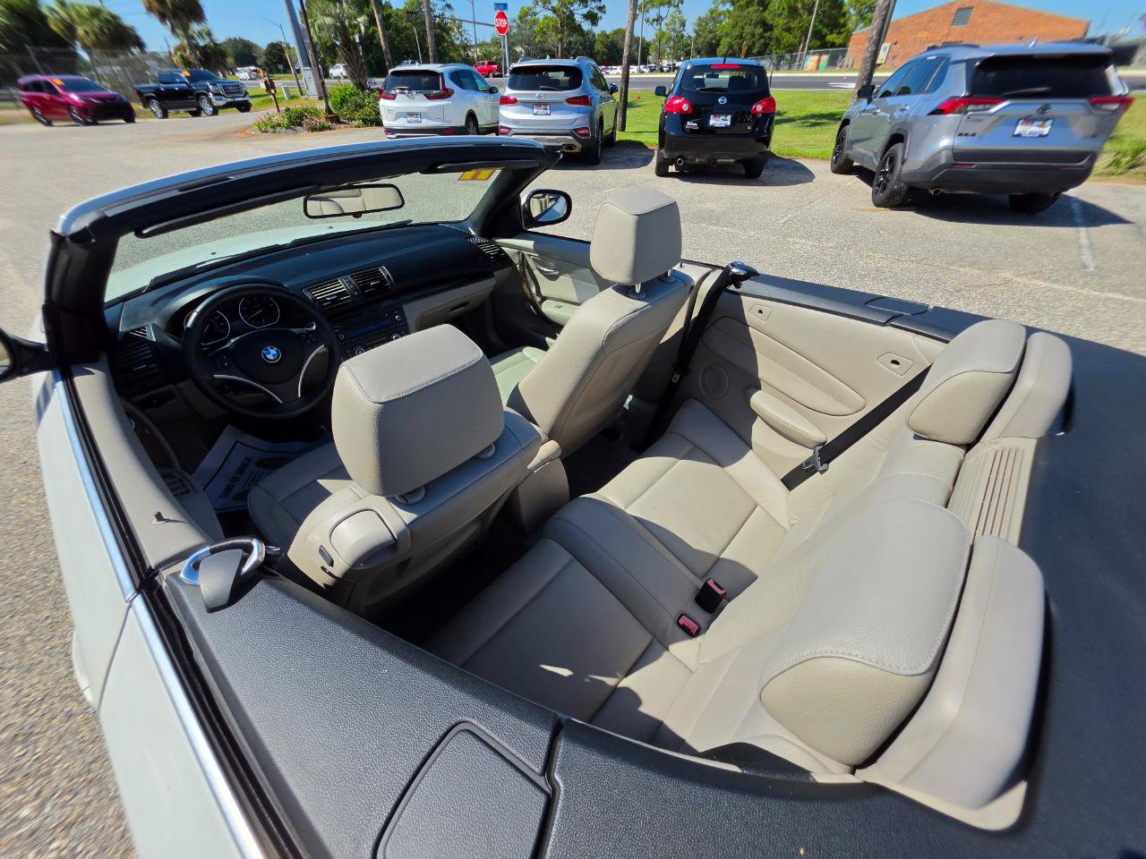Used 2011 BMW 128i Convertible w/ Premium Pkg RWD image 14