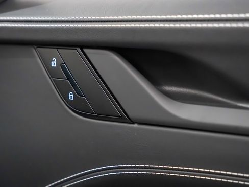 New 2026 Porsche 911 Carrera 4S image 15