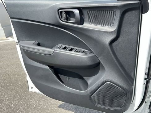 New 2026 Hyundai Venue SEL FWD image 22