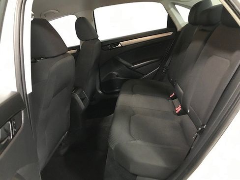 Used 2015 Volkswagen Passat 1.8T Limited Edition image 17