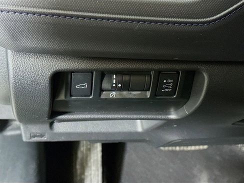 Certified 2025 Subaru Forester Premium image 19