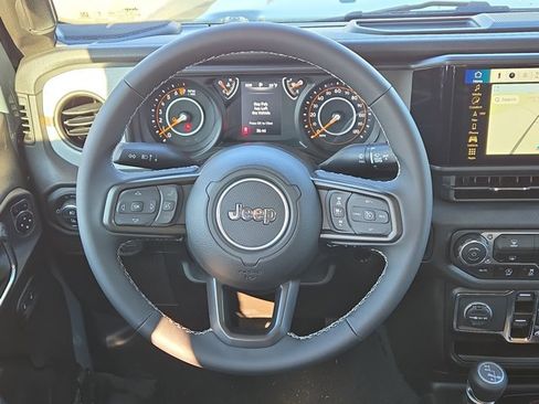 New 2025 Jeep Gladiator Sport image 19