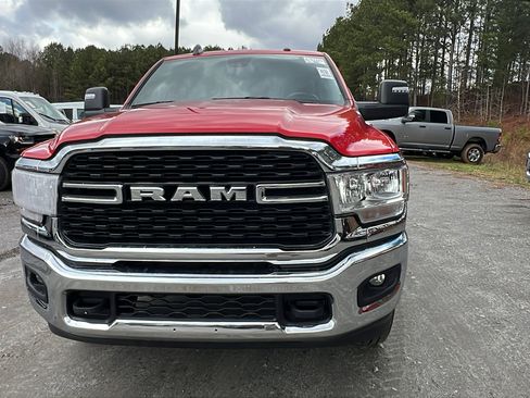 Used 2024 RAM 2500 Big Horn w/ Bed Utility Group image 3