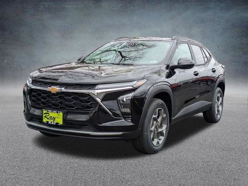 New 2026 Chevrolet Trax LT image 8