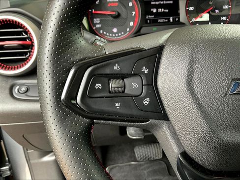 Used 2024 Chevrolet Trax RS FWD image 10