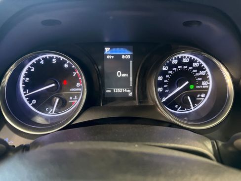 Used 2020 Toyota Camry LE FWD image 21