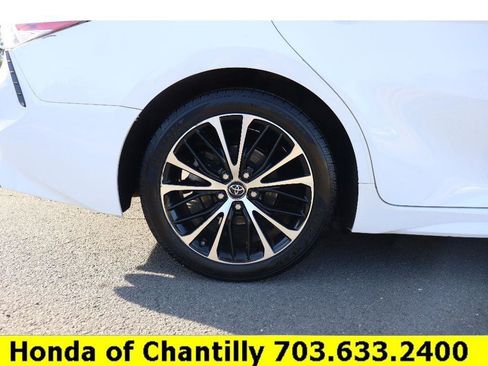 Used 2018 Toyota Camry SE w/ Audio Package image 28