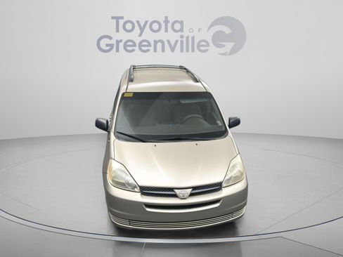 Used 2004 Toyota Sienna CE image 24
