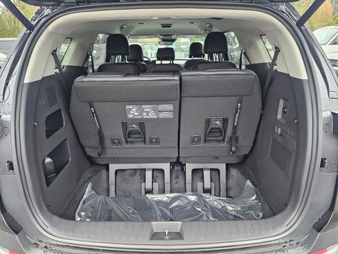 New 2026 Kia Carnival EX image 25